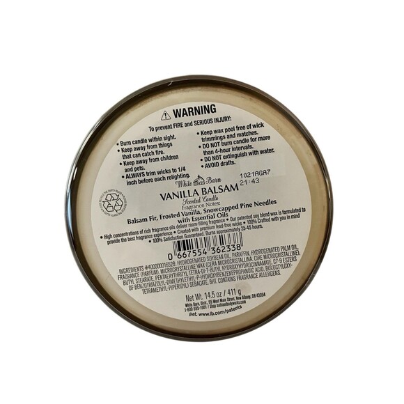 Bath Body Works White Barn VANILLA BALSAM 3-wick Candle, NEW, Seasonal - Picture 2 of 4
